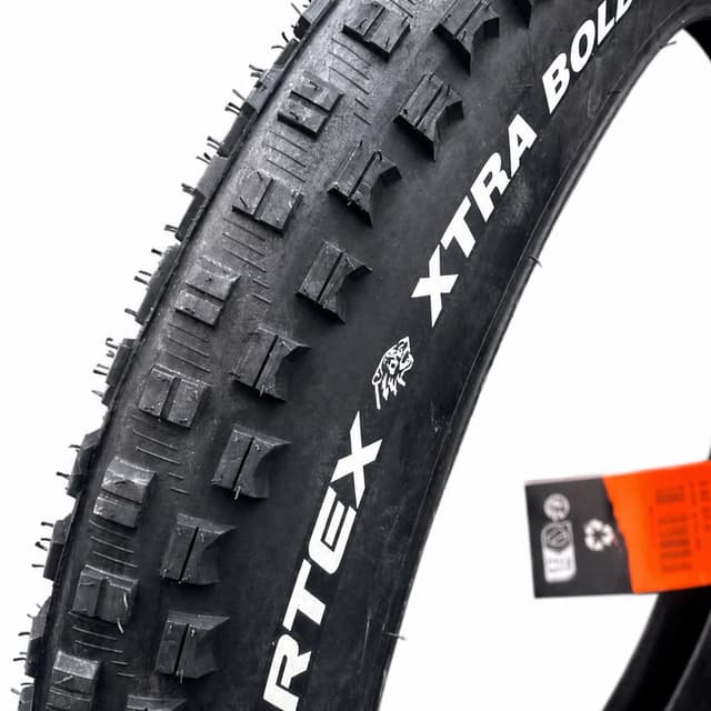 Hartex Xtra Bold Gumwall Tyre 20x3.00 - ETRTO 76-406